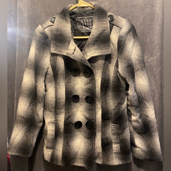 Button up plaid coat - Picture 1 of 1